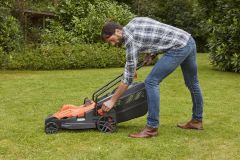 Black+Decker BEMW471BH-QS Elektrikli Çim Biçme Makinesi
