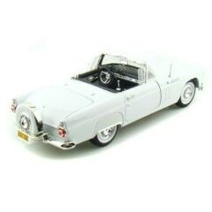 Motor Max 1:18 1956 Ford Thunderbird Model Araba Beyaz