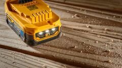 Dewalt DCBP034 18V XR 1.7Ah Power Stack Akü