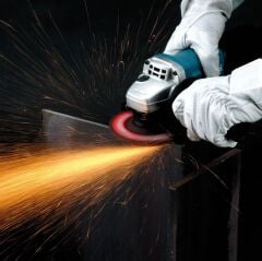 Makita 9558HNRG Avuç Taşlama 125 mm