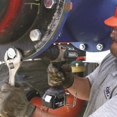 Makita DTW450RFE 3.0Ah Çift Akülü Somun Sıkma