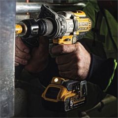 Dewalt DCD996P2-QW Çift Akülü Profesyonel Darbeli Matkap