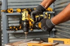 Dewalt DCD777S2T 18V 1.5Ah Kömürsüz Çift Akülü Darbesiz Vidalama