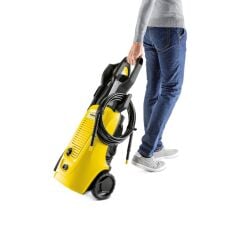 Karcher K4 Universal 130 Bar Basınçlı Yıkama Makinesi
